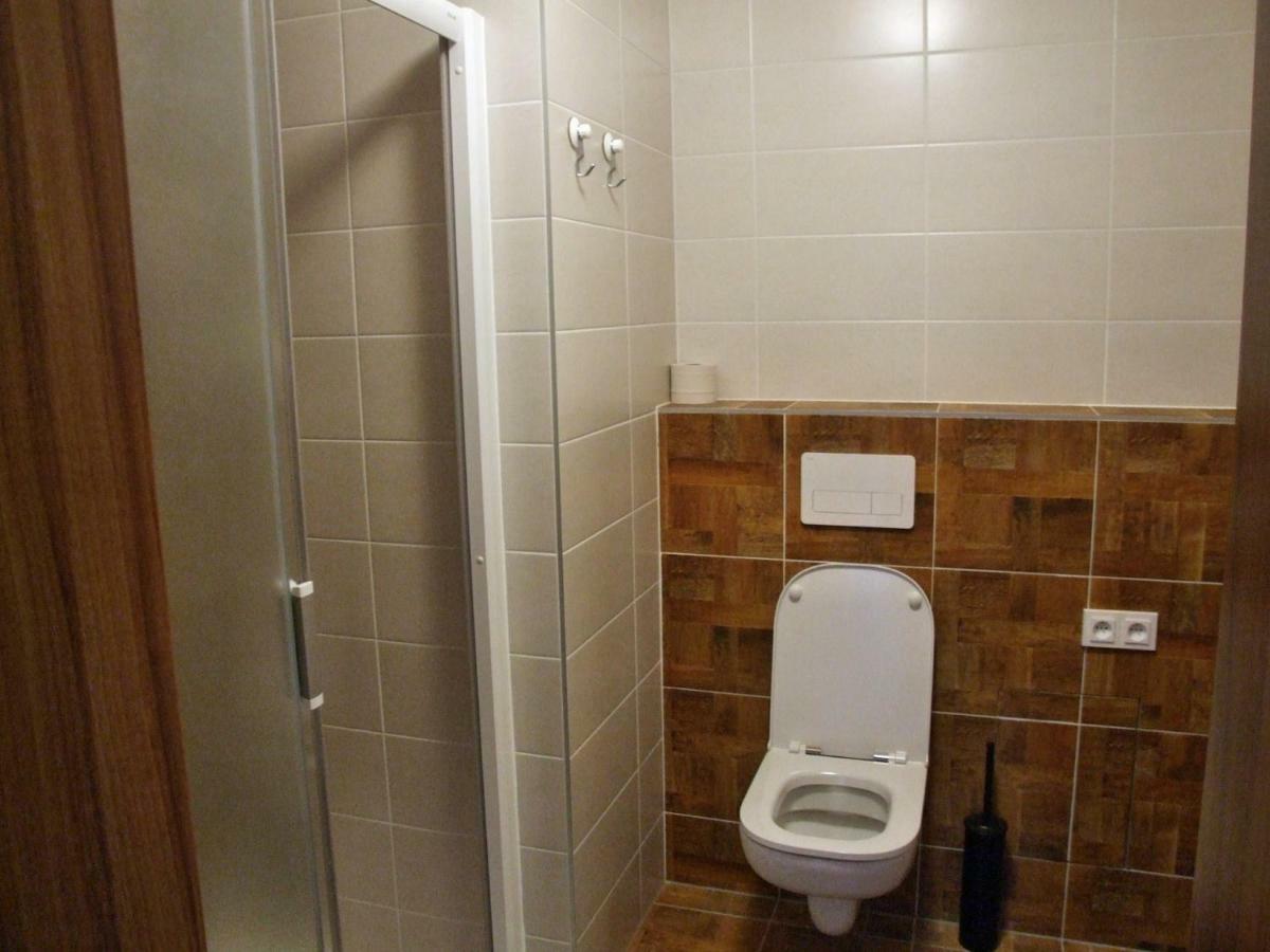Triangl Appartement Praag Buitenkant foto